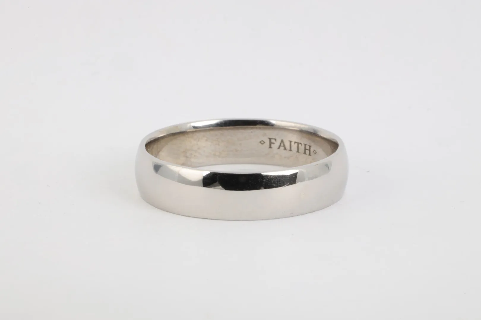 14k White Gold Ring Band Size 12 (6.22g.)